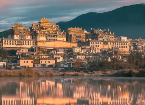 Country of Colorful Clouds: 8-Day Authentic Yunnan & Heritage Trail Kunming-Dali-Lijiang-Shangri-La Tour