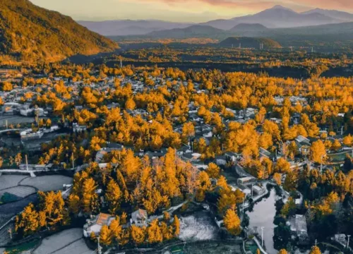 Yunnan’s Fiery Heart: 5-Day Tengchong Volcanoes, Hot Springs & Ancient Trails Discovery