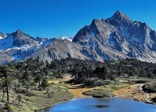 Meili’s Hidden Sanctuaries: 7-Day Cizhong, Tongle & High Peaks Expedition