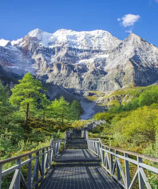 Path of the Immortals: 9-Day Yading’s Holy Mountains & Mosuo Lakeside Adventure