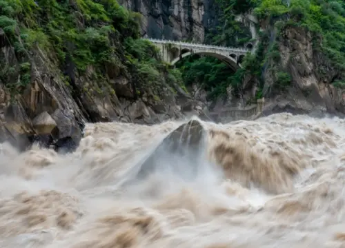 Beyond the Beaten Path: 3-Day Yunnan’s Pristine Wilderness & Highland Culture Discovery